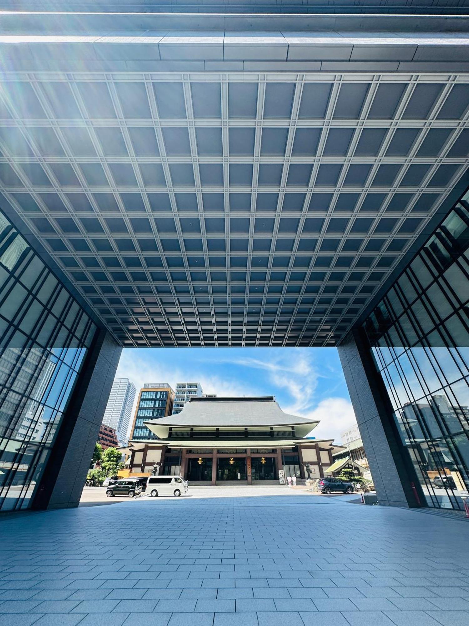 Tokyu Vacations Osaka Midosuji Hotel Exterior photo